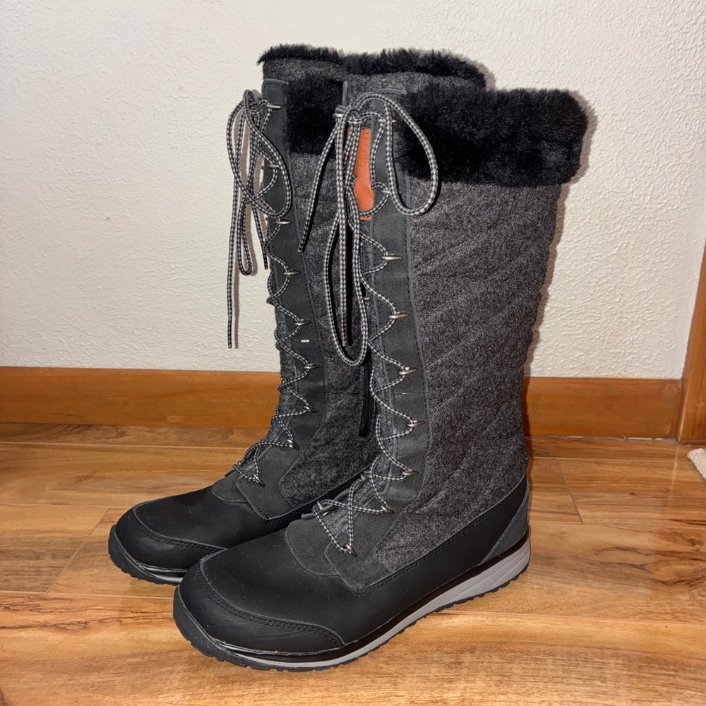 Salomon Hime High Winter Boot, grey quilted, faux fur- womens size 9.5